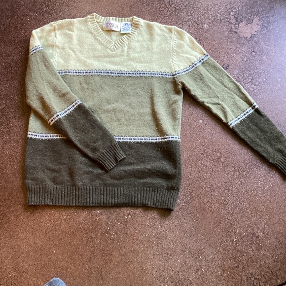 Wool blend sweater - Picture 3 of 6